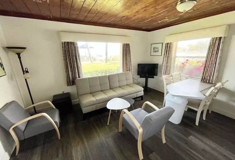 Surf Studio Beach Resort