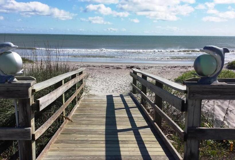 Surf Studio Beach Resort