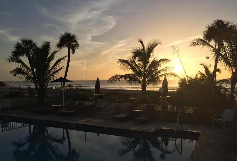 Surf Studio Beach Resort