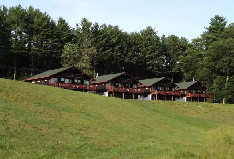 Swiss Chalets Village Inn