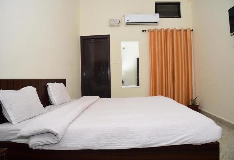 Hotelli Vishla Palace By Micasa Sucasa