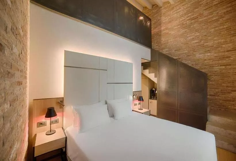 Hotelli NH Collection Murano Villa