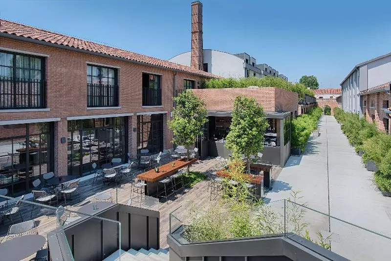 Hotelli NH Collection Murano Villa