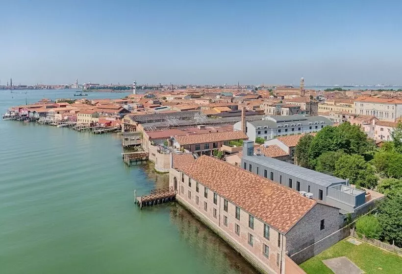 Hotelli NH Collection Murano Villa