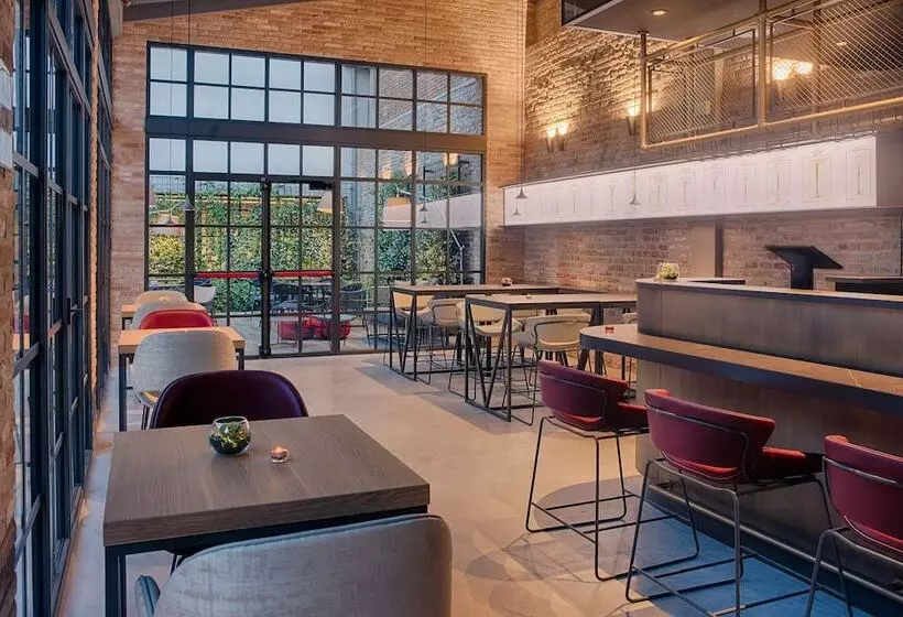 Hotelli NH Collection Murano Villa