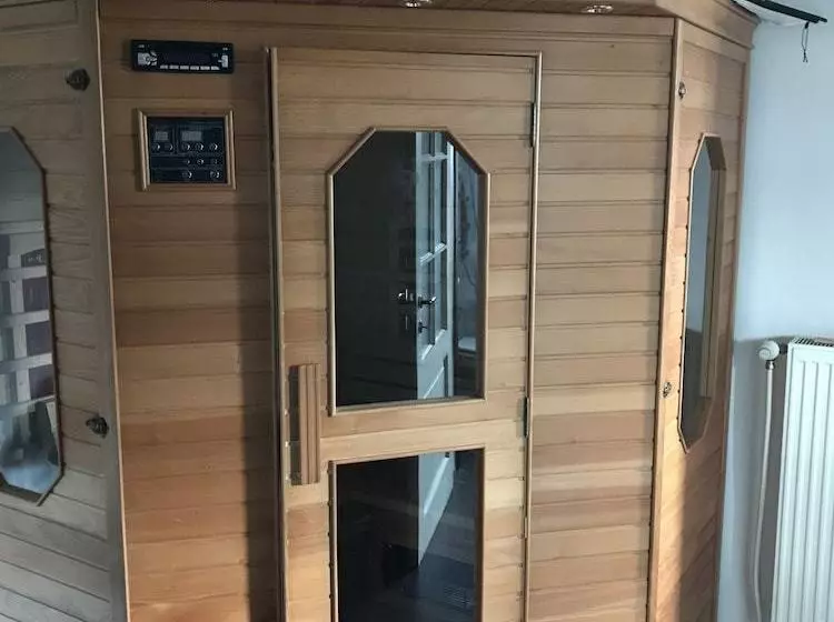 Aamiaismajoitus (B&B) Barsy 34