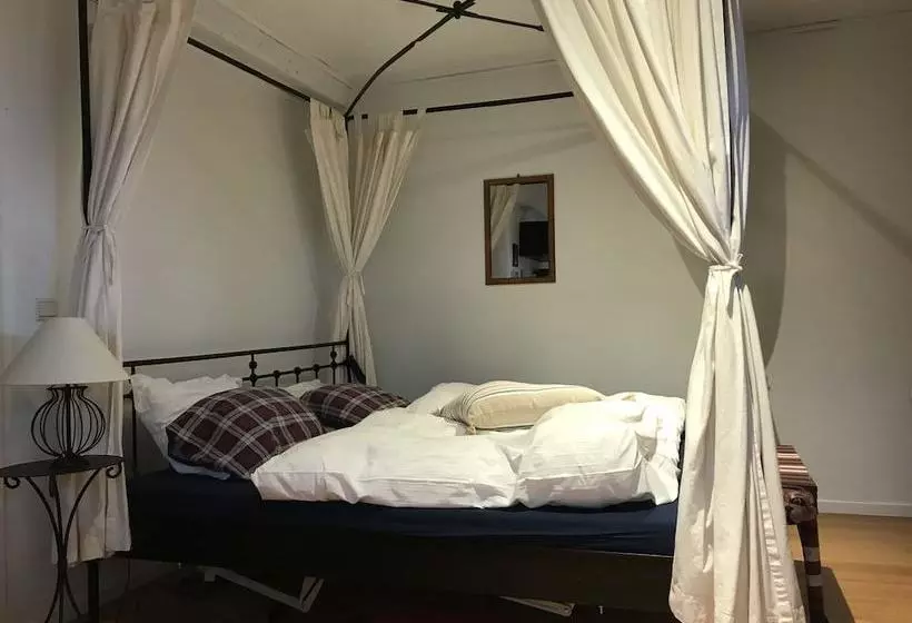 Aamiaismajoitus (B&B) Barsy 34