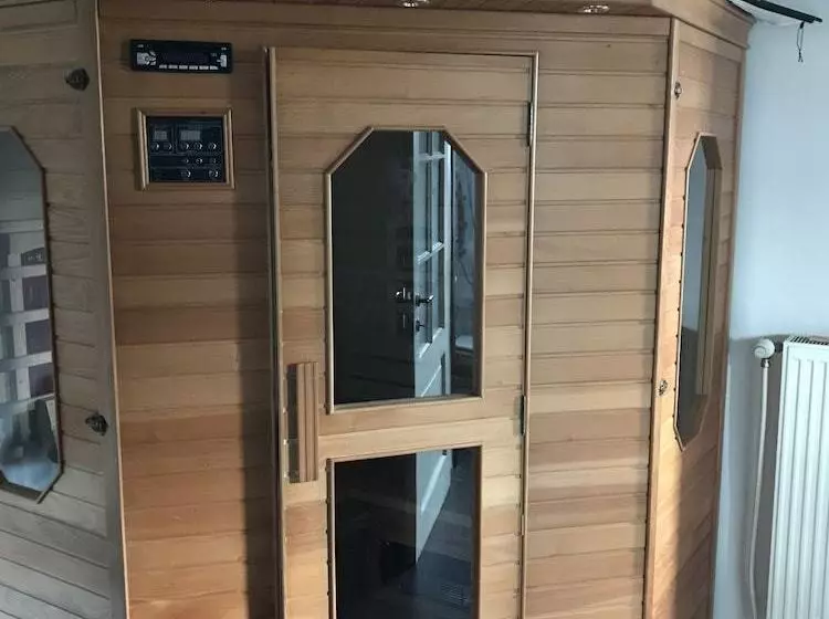 Aamiaismajoitus (B&B) Barsy 34