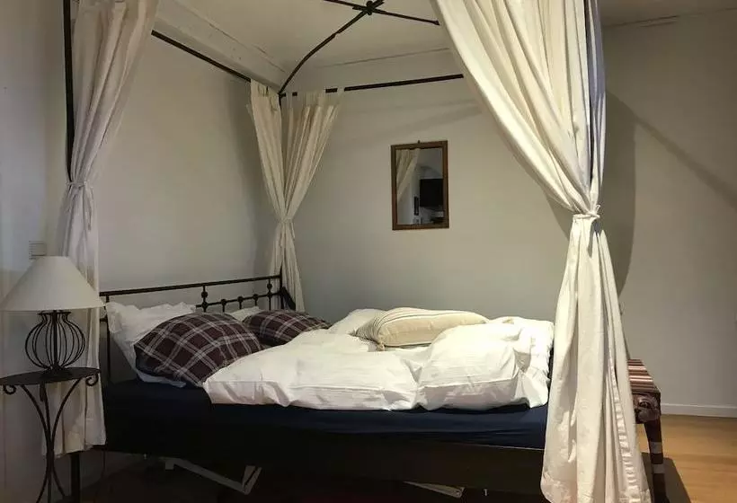 Aamiaismajoitus (B&B) Barsy 34