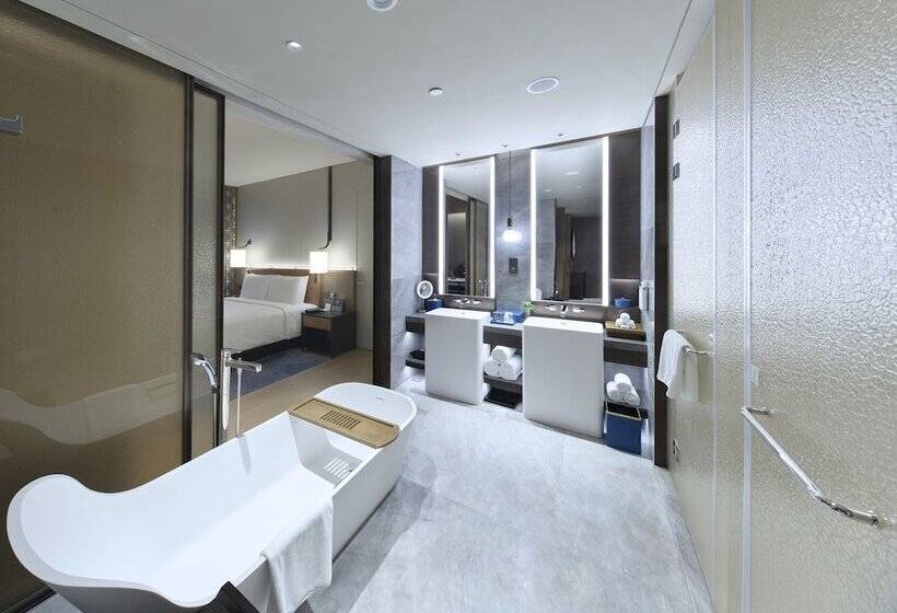 בית מלון כפרי Hualuxe Nanjing Yangtze River