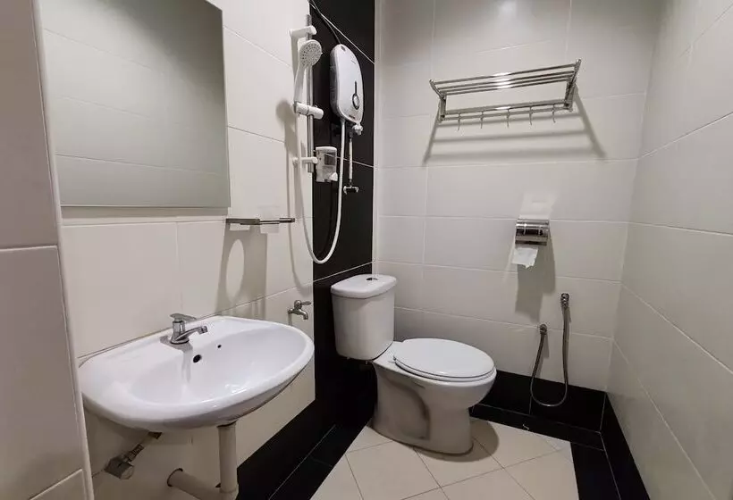 هتل Kuang Hua Sitiawan Near To