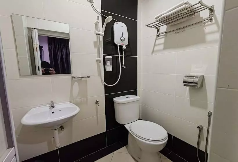 هتل Kuang Hua Sitiawan Near To