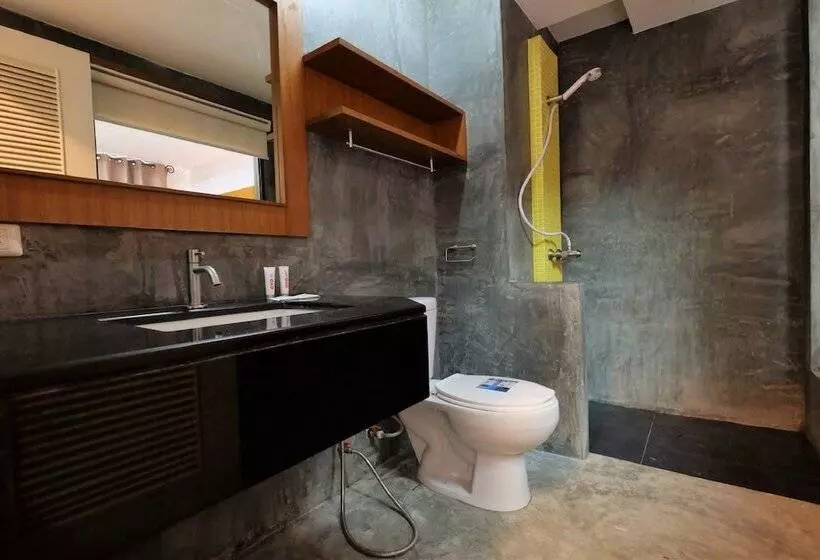 هتل Ma U Sabai By Oyo Rooms