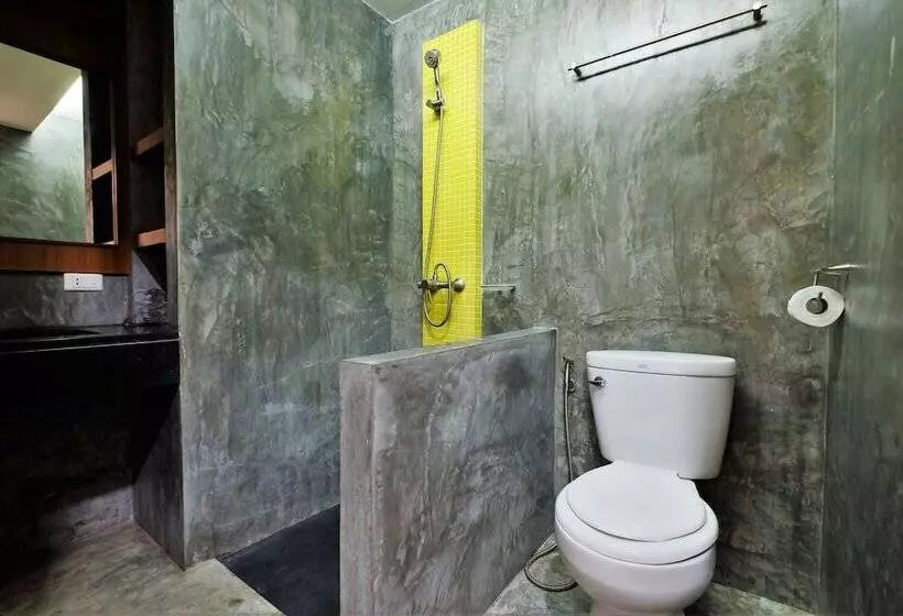 هتل Ma U Sabai By Oyo Rooms