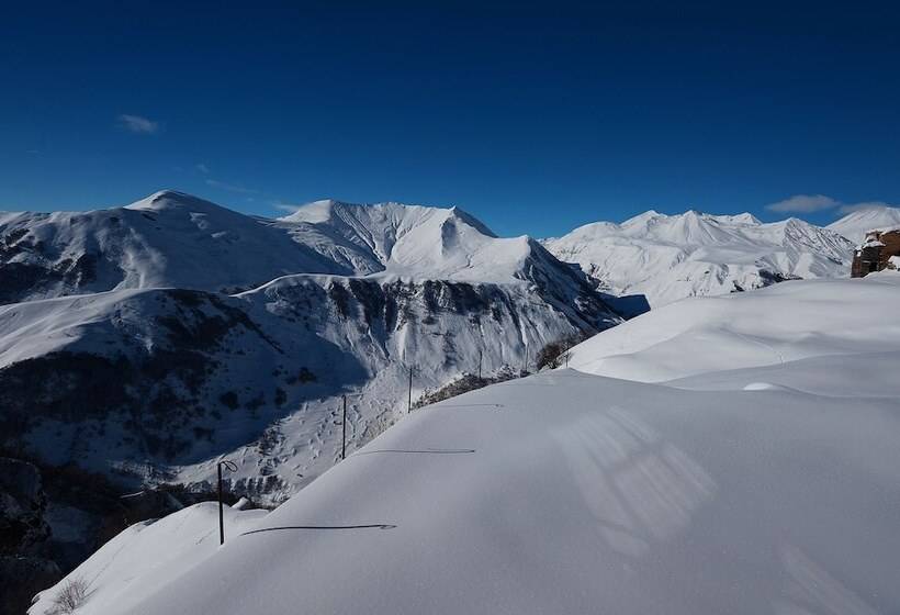 هتل Monte Gudauri