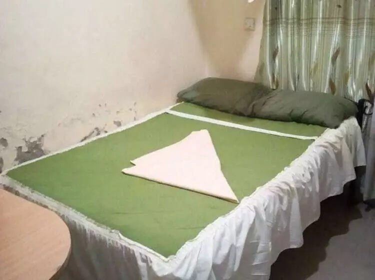 پانسیون Canan Guest House