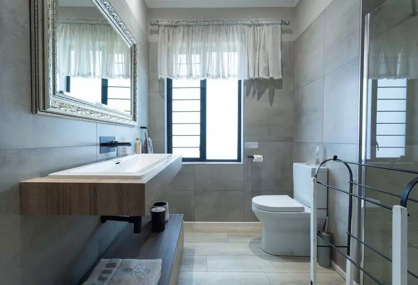 پانسیون Gratia