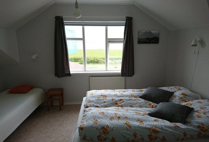 پانسیون Suður Bár Guesthouse