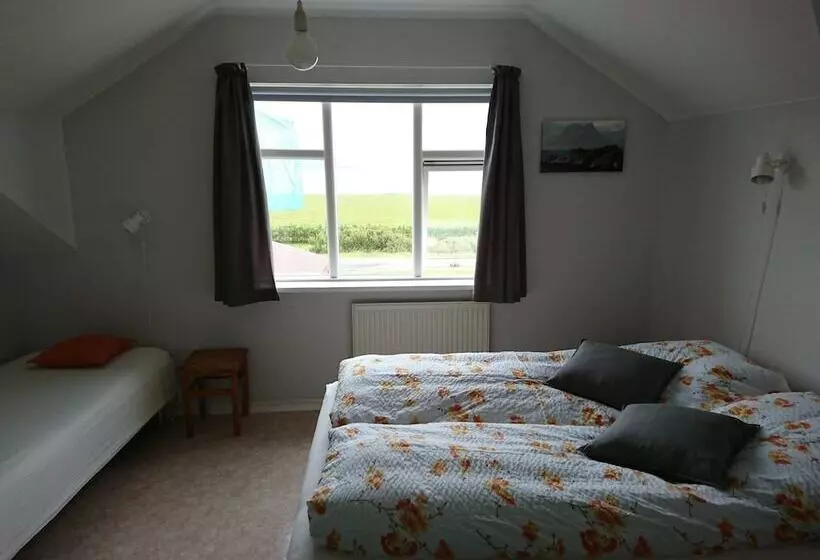 پانسیون Suður Bár Guesthouse