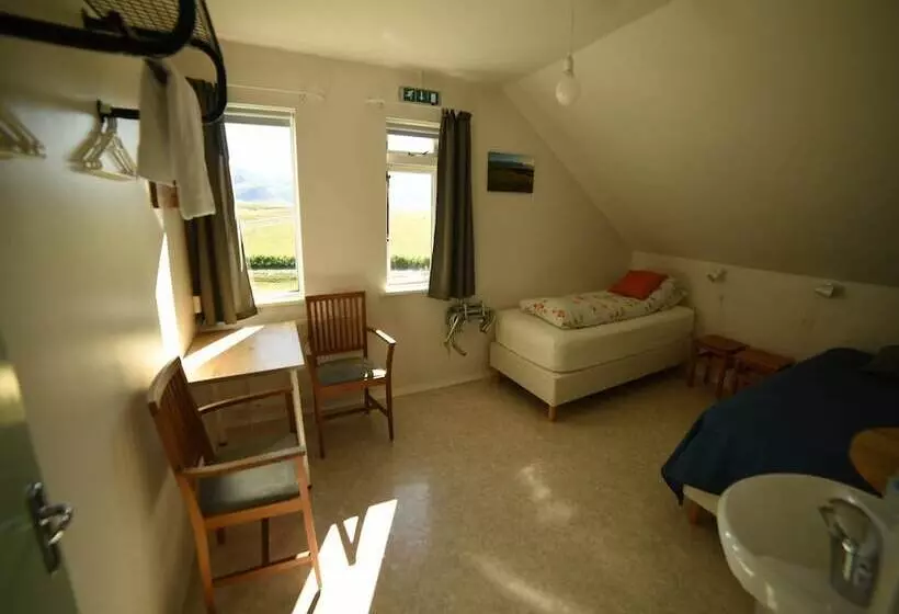 پانسیون Suður Bár Guesthouse