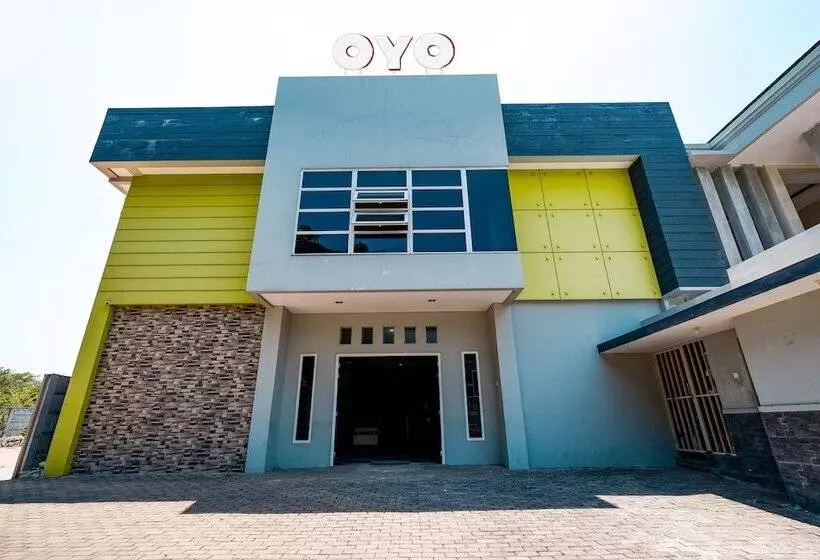 Sunshine Hostel By Oyo Rooms
