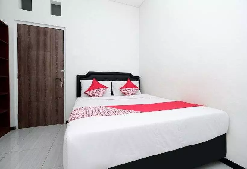 Sunshine Hostel By Oyo Rooms