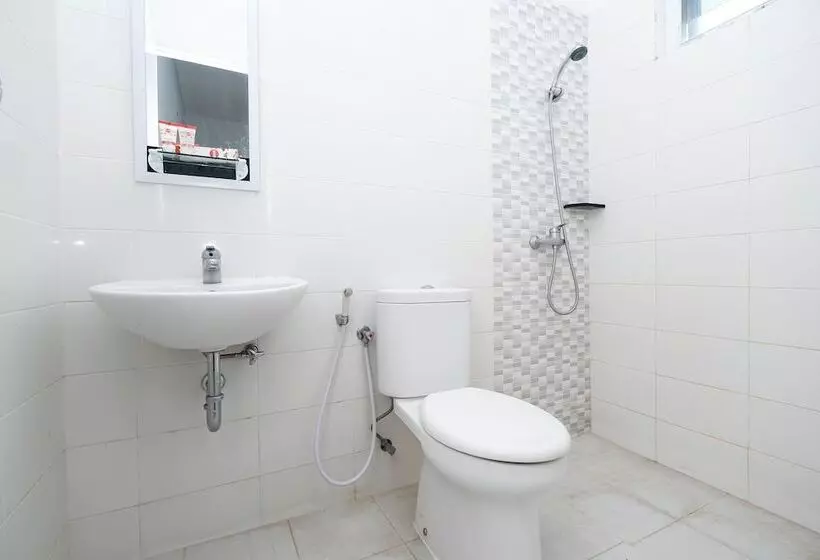 Sunshine Hostel By Oyo Rooms