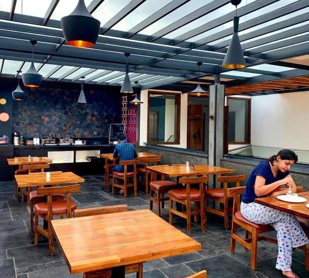 בית מלון כפרי Aura Corporate Suites At Manyata Tech Park