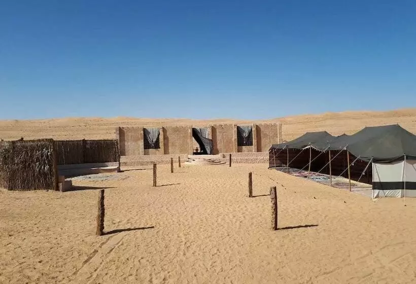 هتل Desert Wonders Camp