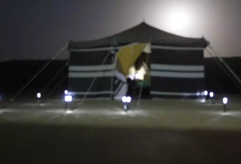 هتل Desert Wonders Camp