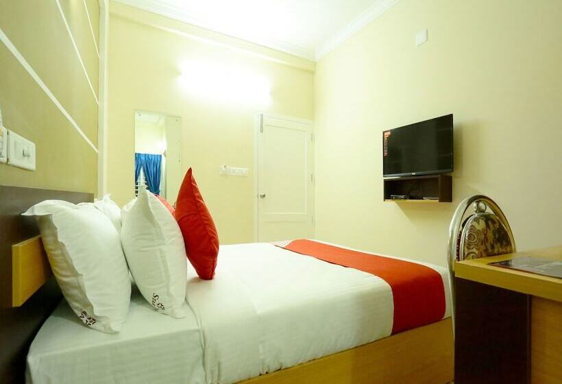 בית מלון כפרי Star Plaza By Oyo Rooms