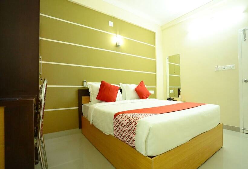 בית מלון כפרי Star Plaza By Oyo Rooms