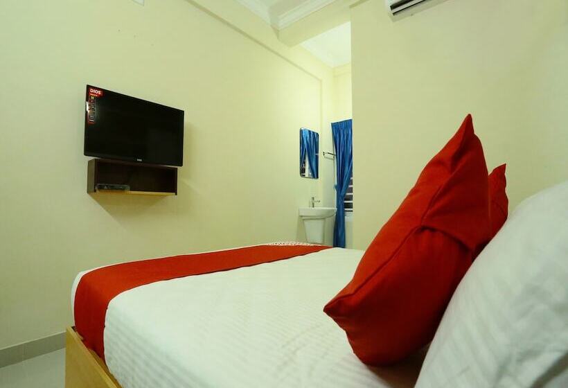 בית מלון כפרי Star Plaza By Oyo Rooms