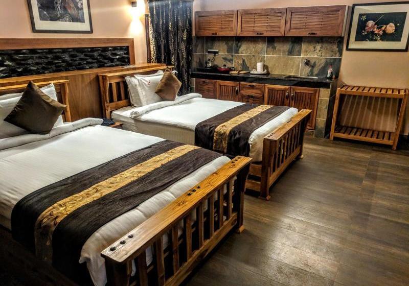 فندق The Divine Hima