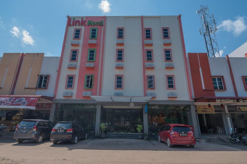 Link Hotel By Reddoorz