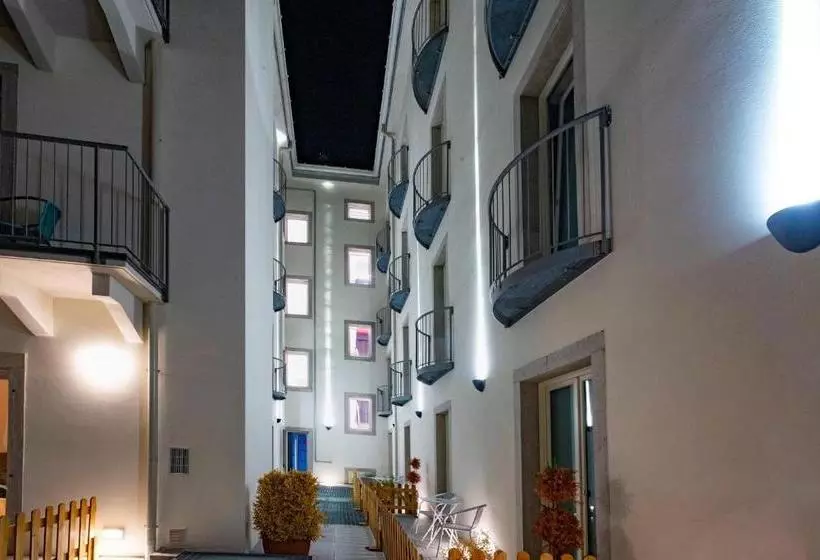Casa Novecentotre Rooms & Apartments