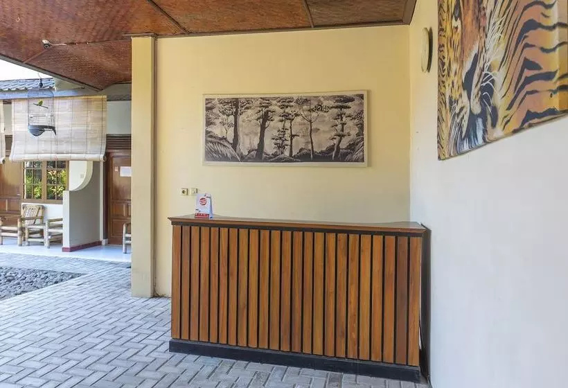 ユースホステル Cahaya Guest House By Oyo Rooms