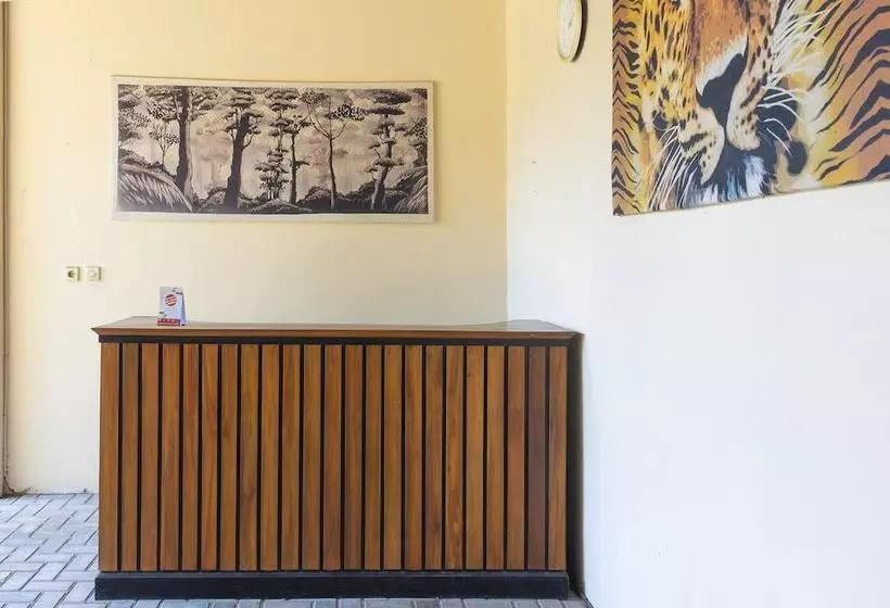 ユースホステル Cahaya Guest House By Oyo Rooms