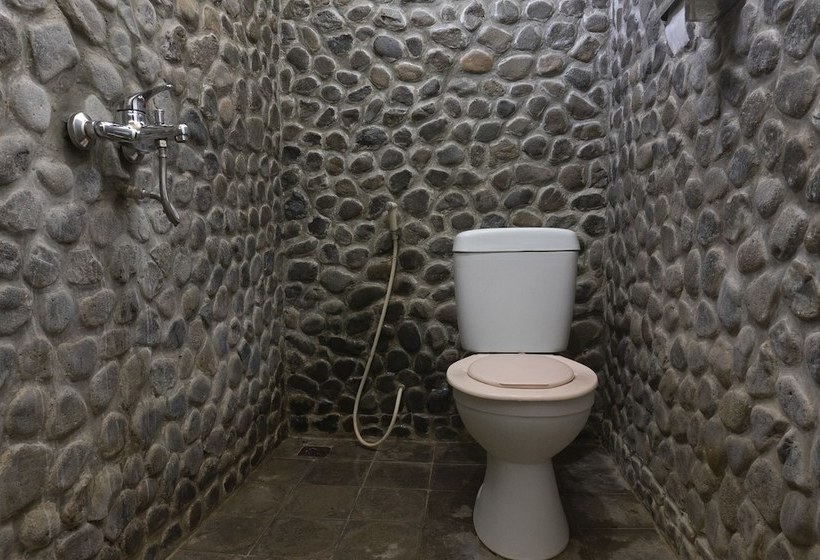 Cămin Cahaya Guest House By Oyo Rooms