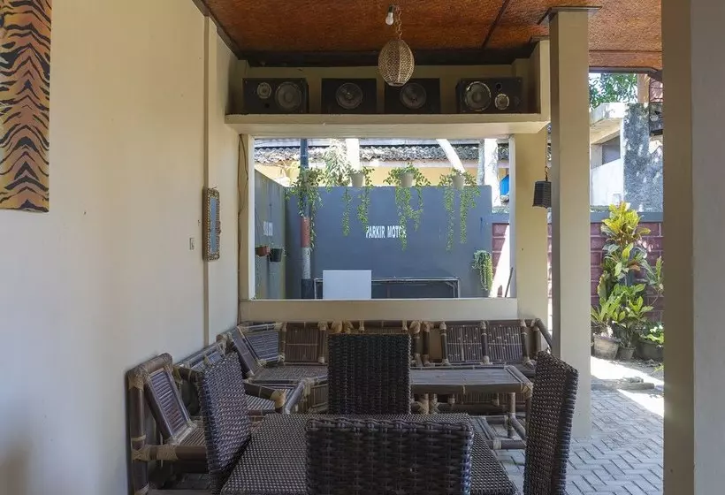 ユースホステル Cahaya Guest House By Oyo Rooms