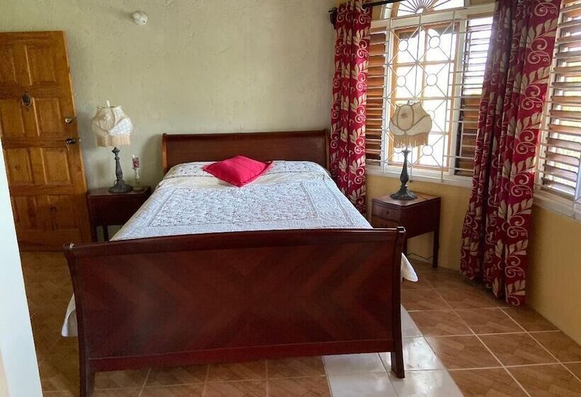 تختخواب و صبحانه Lord Royale