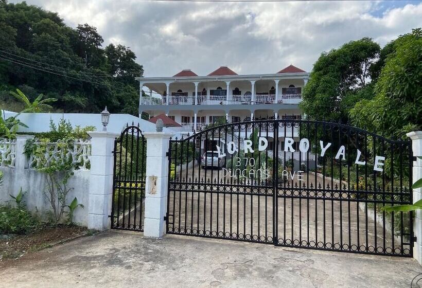 تختخواب و صبحانه Lord Royale