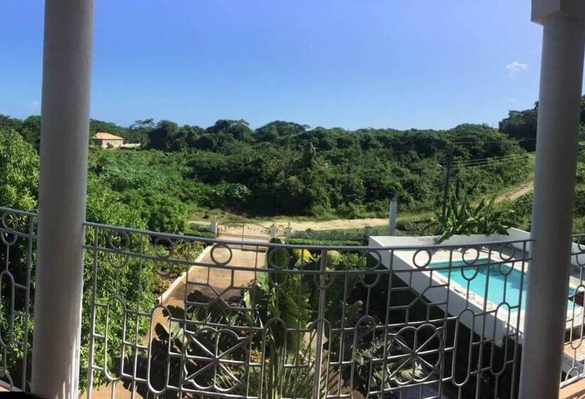 تختخواب و صبحانه Lord Royale