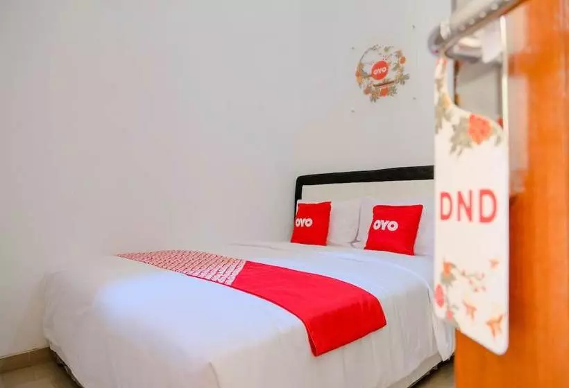 ホテル De Zity Family Residence By Oyo Rooms