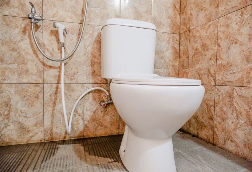 فندق De Zity Family Residence By Oyo Rooms