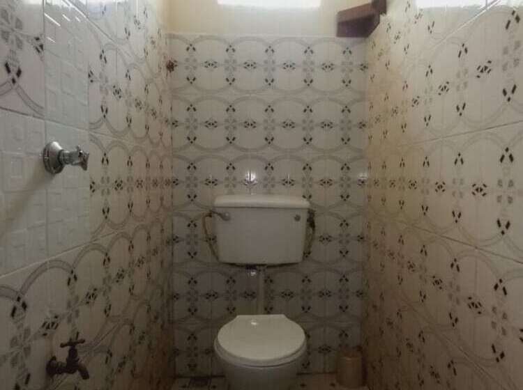 پانسیون Phaldomar Guest House