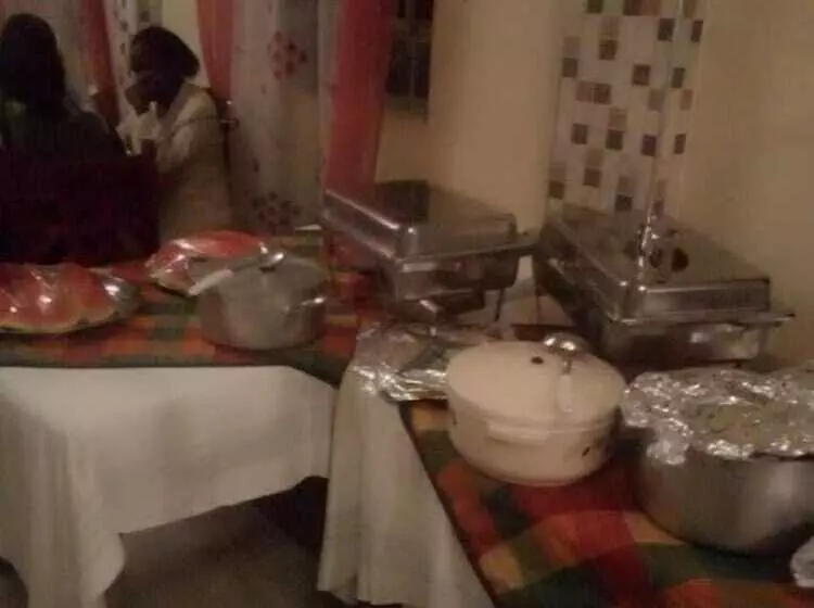 پانسیون Phaldomar Guest House