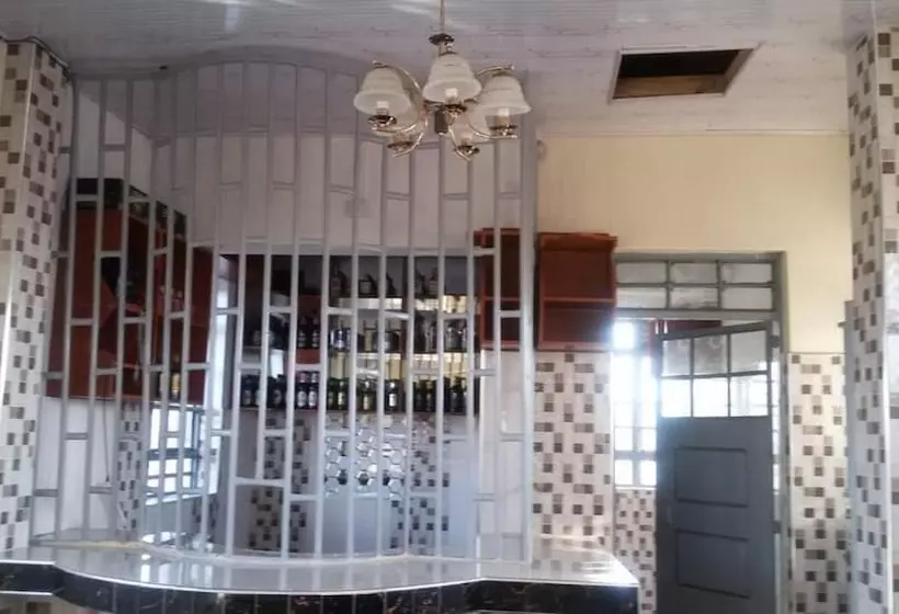 پانسیون Phaldomar Guest House