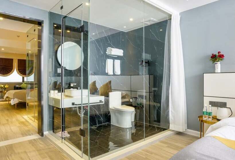 פנסיון Rock Wall