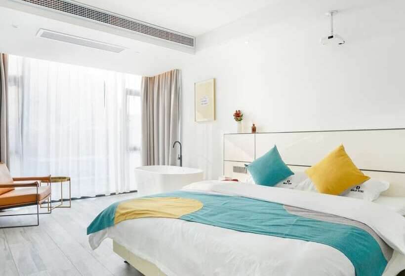 פנסיון Rock Wall